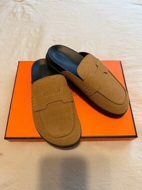 Women’s Tan Suede Slip-On Loafer Mule